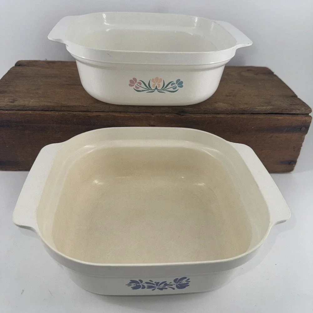 Anchor Hocking 2 1/2 Qt Microwave Dishes w/‎ Designs 2 - No Lids 8.75